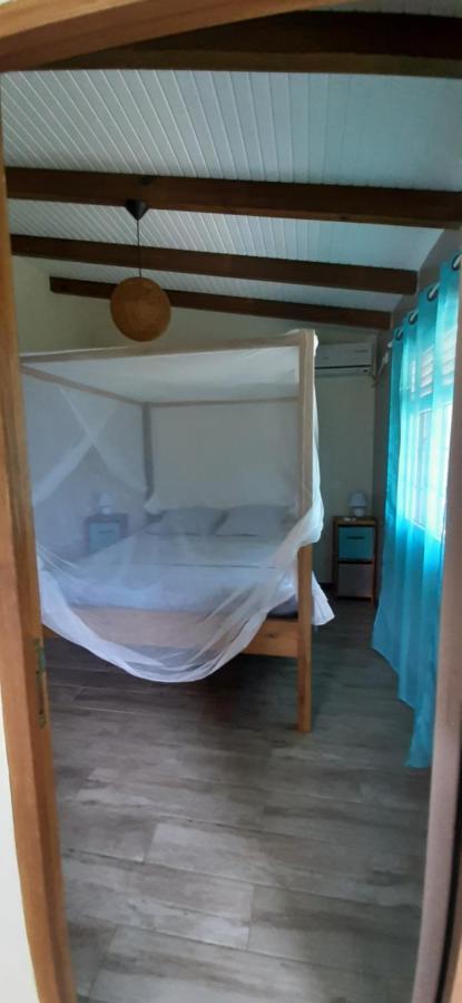 Ferienwohnung Gite Manguier Bouillante Exterior foto